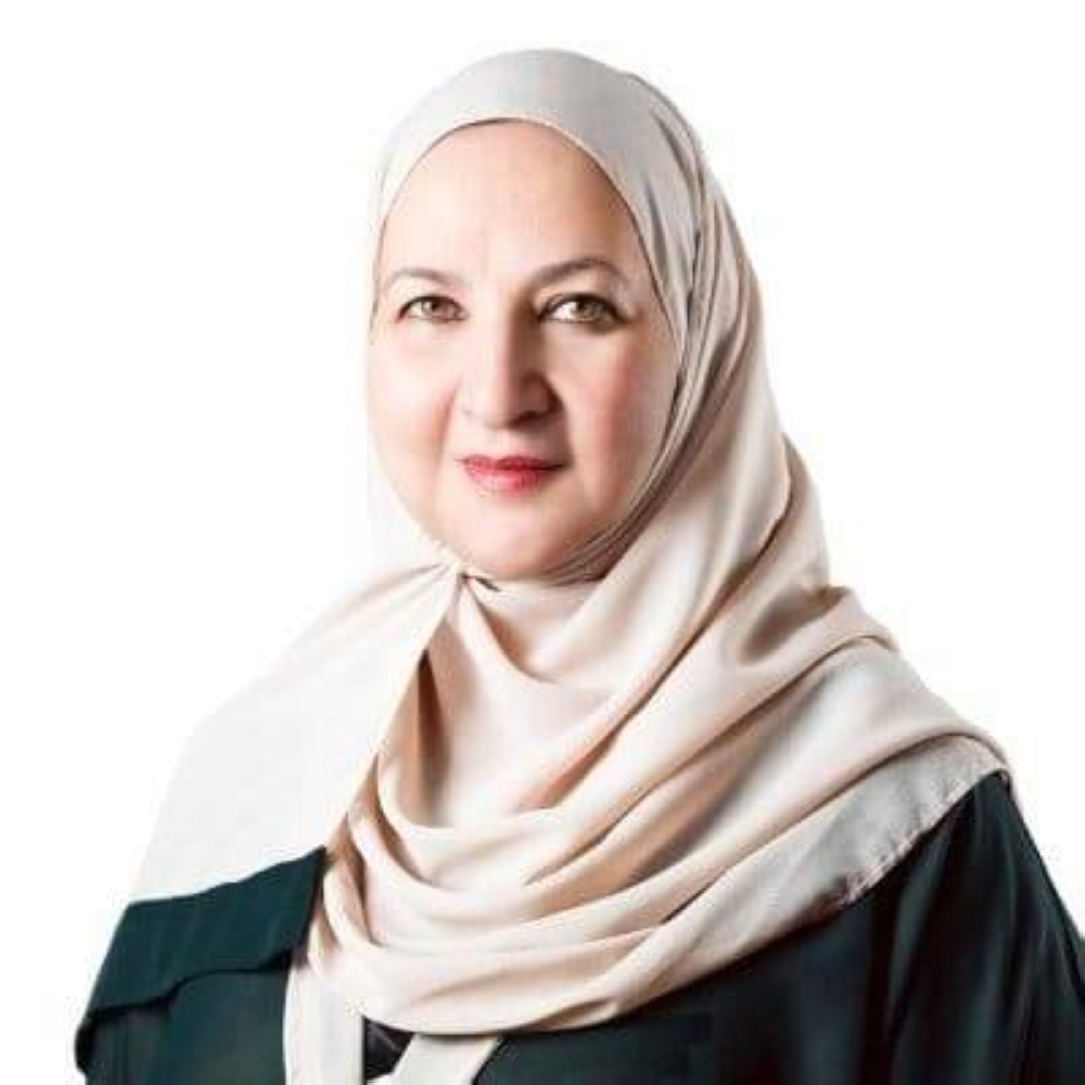 الملحق الثقافي في المملكة المتحدة الدكتورة أمل بنت جميل فطاني
