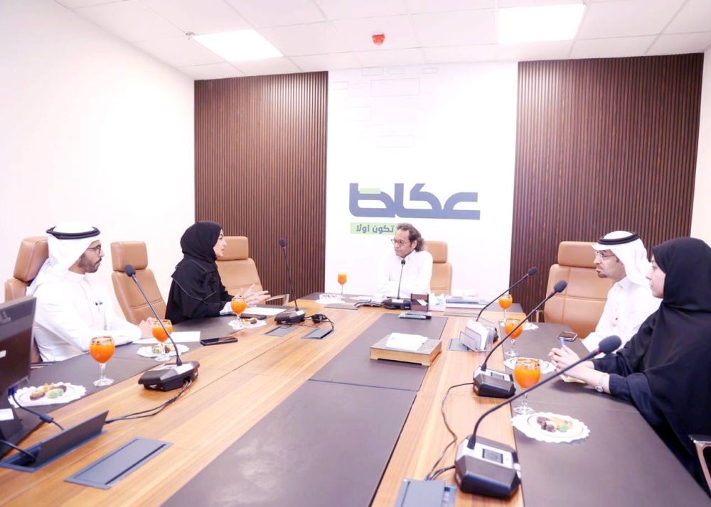



رئيس التحرير وعميدة كلية العلوم الاجتماعية والإعلام بجامعة جدة، يبحثان فرص التعاون.  (تصوير: مديني عسيري)