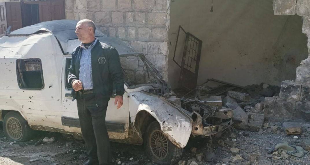 قصف إسرائيلي  للحارة القديمة في بلدة حولا في لبنان