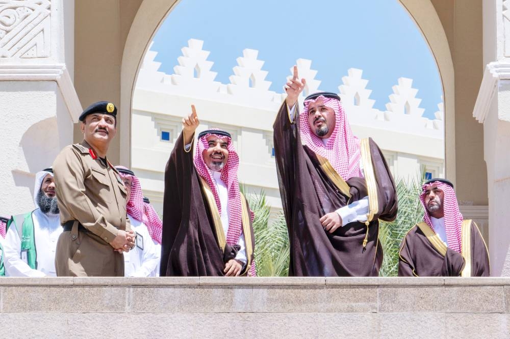 



الأمير سلمان بن سلطان خلال زيارته التفقدية لميقات ذي الحليفة. (واس)