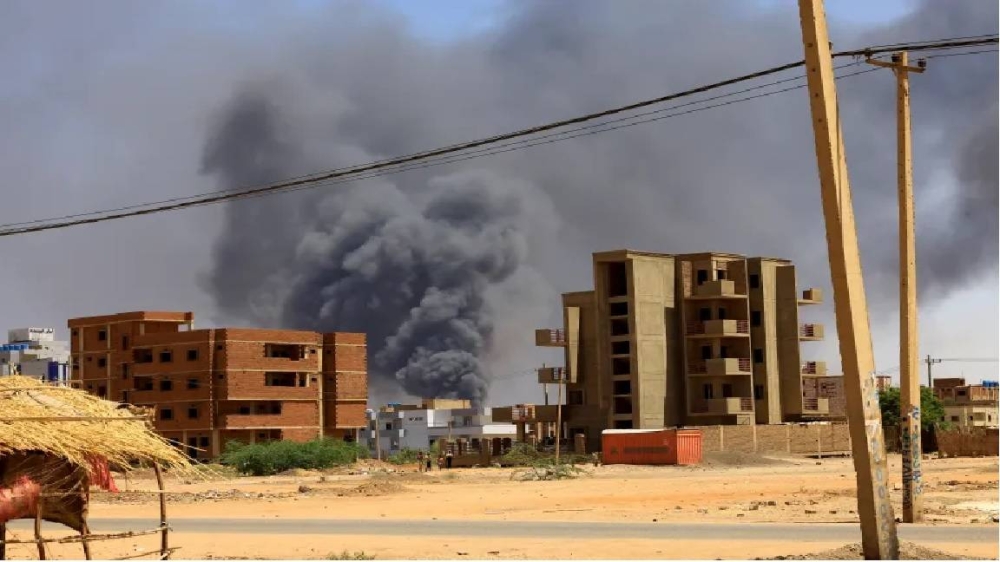 معارك بين قوات الجيش والدعم السريع في الخرطوم.