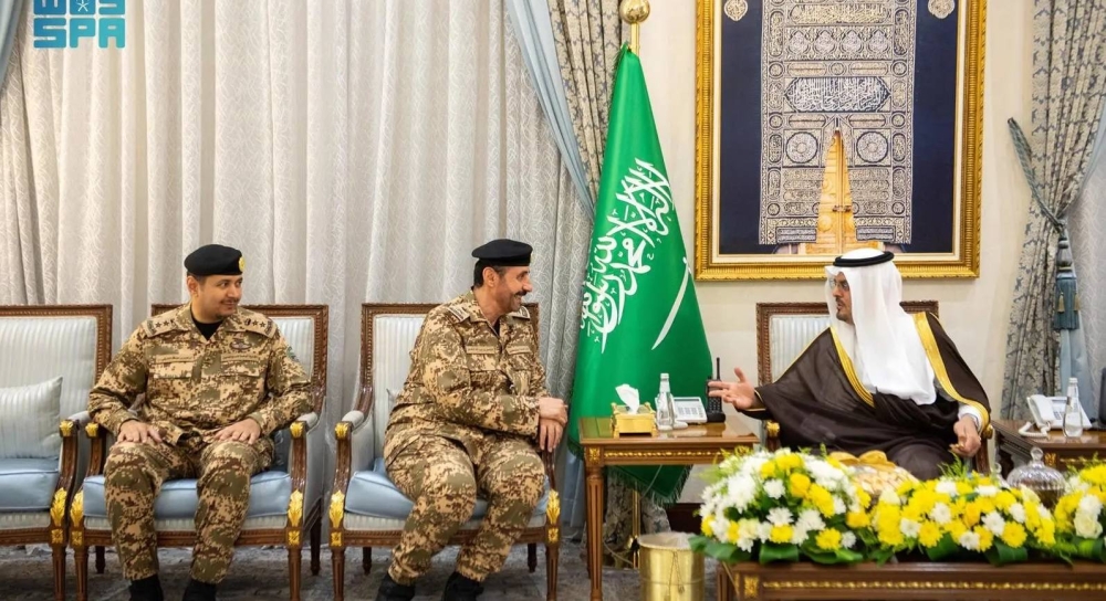 سعود بن مشعل يستقبل مدير عام المجاهدين