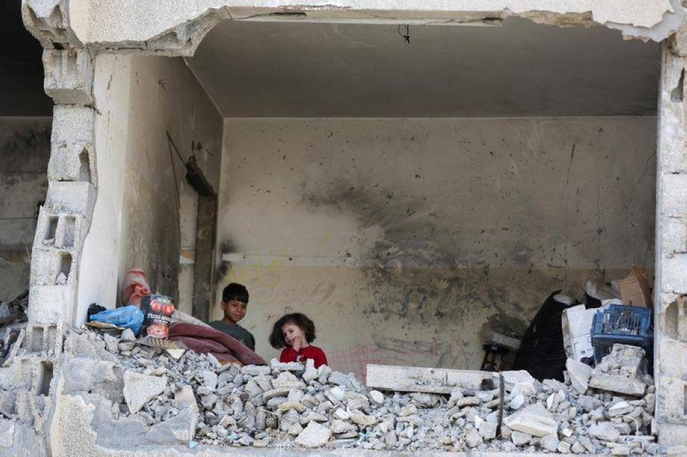 منازل فلسطينية دمرها العدوان الإسرائيلي على غزة .